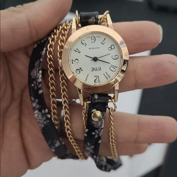 CCQ Flower Leather Bracelet Watches Fashion Women - Picture 6 of 8